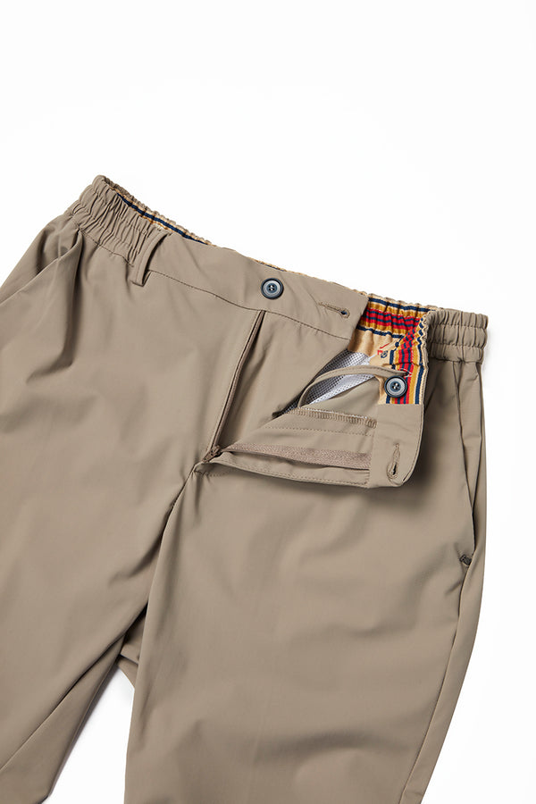 テクニカルファブリックトラベルパンツ / Col:NOCE クルミ