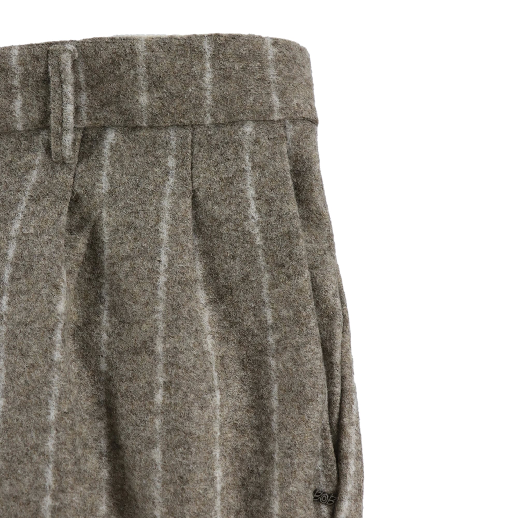 チョークストライプウールパンツ / COL:VAR1 ベージュ系