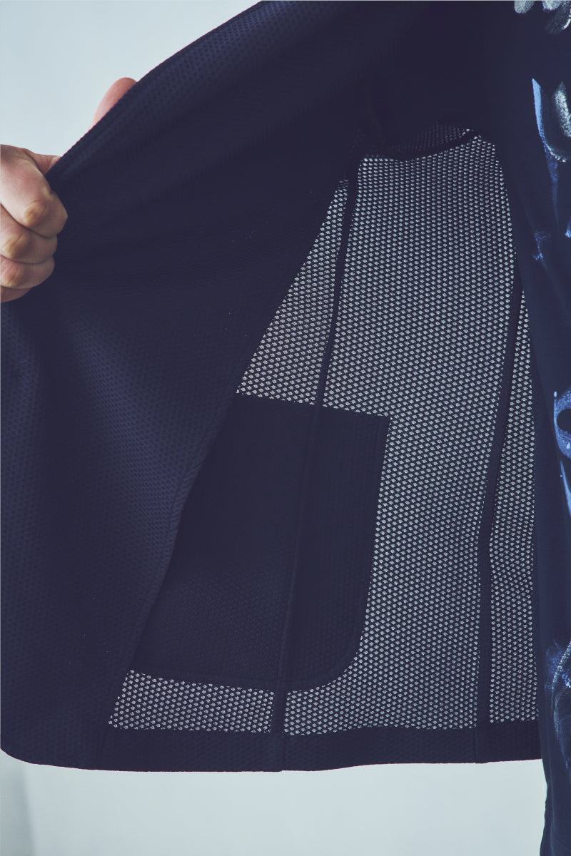 ポケッタブルハニカムメッシュ トラベルジャケット / Col:ACCIAIO グレー系