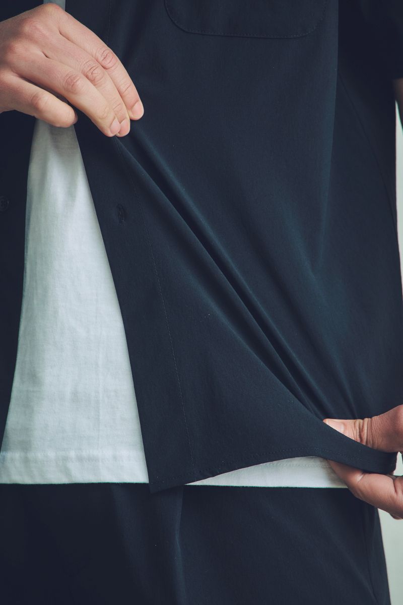 J-6 日本別注 "mateReco" モディファイド・テックシャツ / NERO ブラック