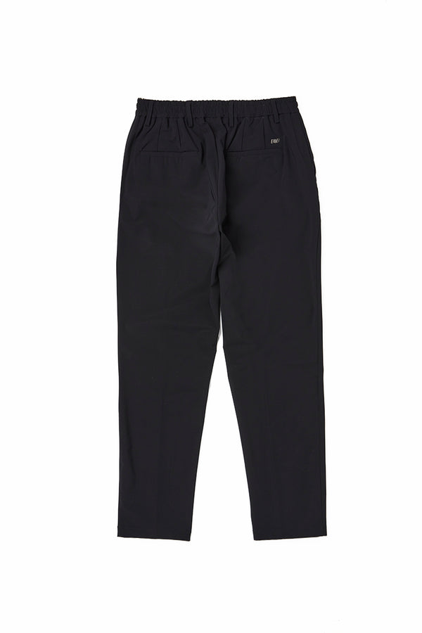 テクニカルファブリックトラベルパンツ / Col：NOCE クルミ