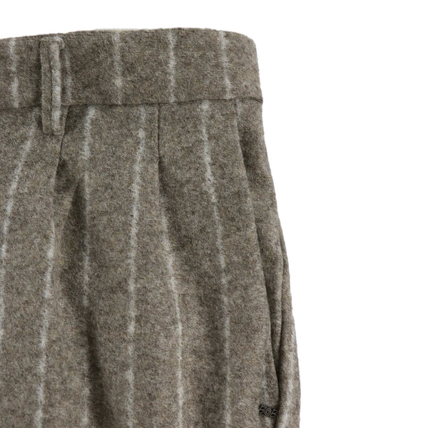 チョークストライプウールパンツ / COL：VAR1 ベージュ系