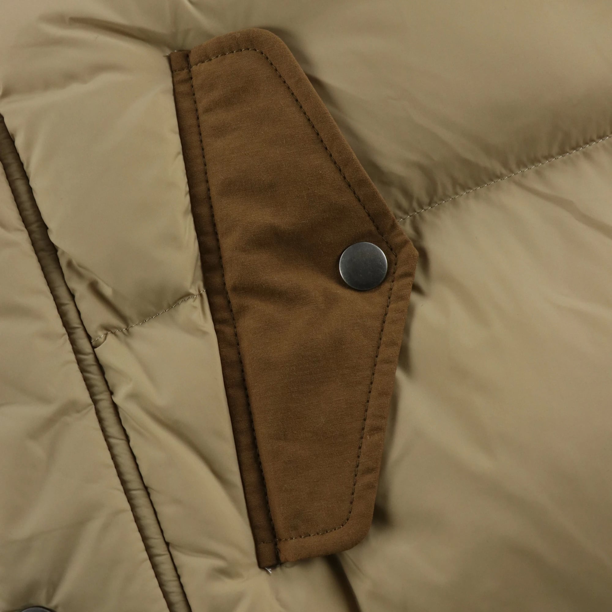 マテリアルスウィッチング ダウンジャケット / COL：BEIGE ベージュ系