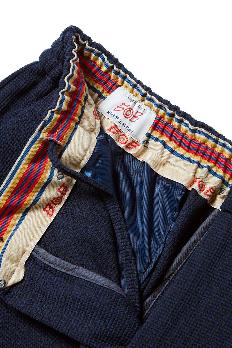 RUN581 日本別注 コットンブレンド・コンフォート テーパードパンツ / NAVY ネイビー系