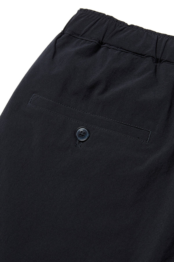 J-8 日本別注 "mateReco" モディファイド・テックショートパンツ / NERO ブラック