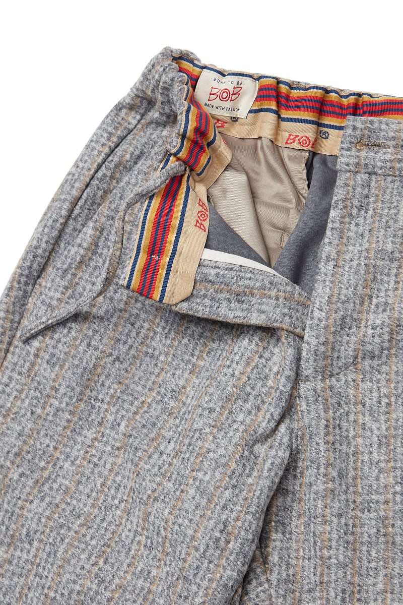 RUN203シャドーストライプウールパンツ / COL：VAR1 グレー系