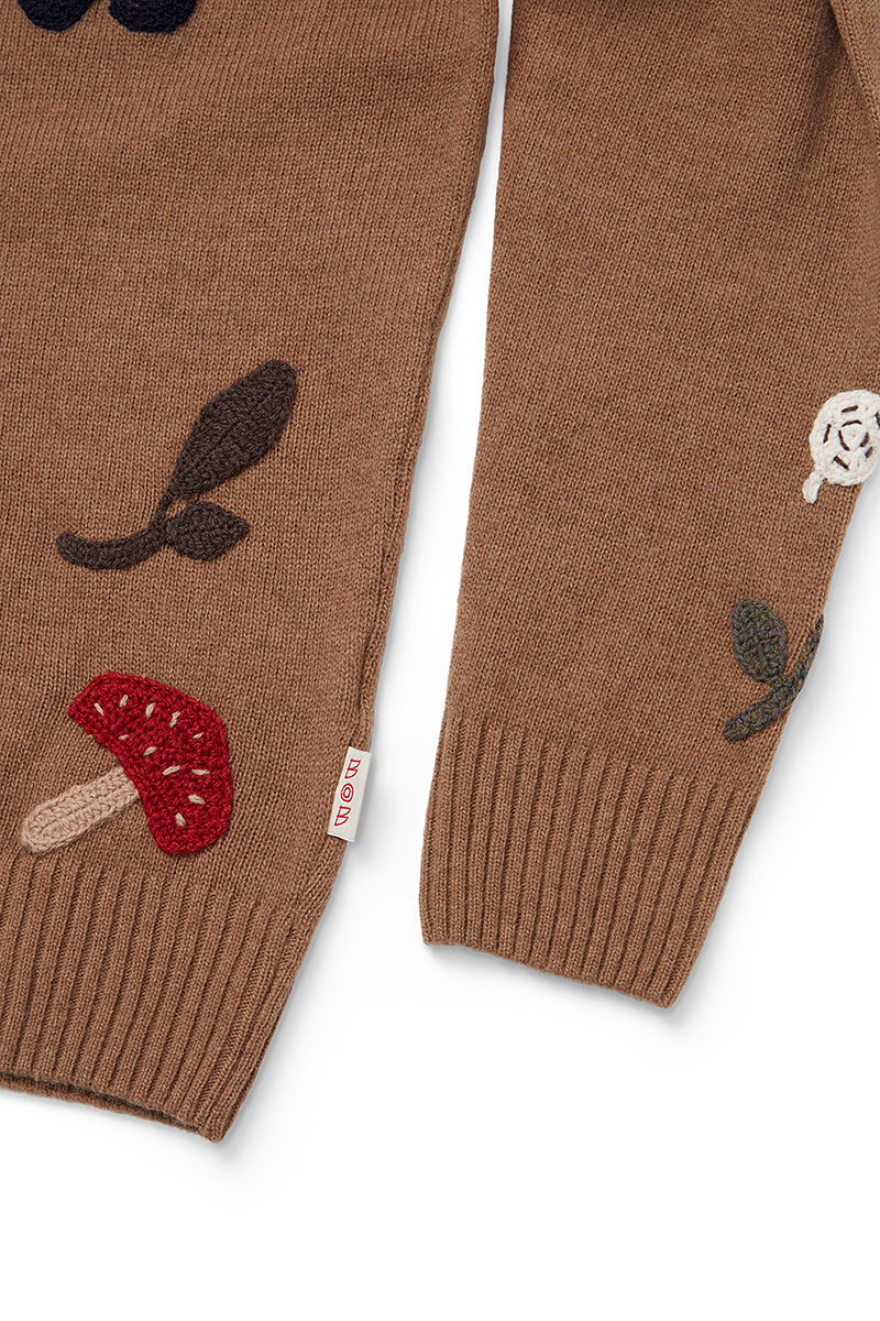 BOND メッセージエンブロイダリーニット / COL：BISCOTTO ブラウン系