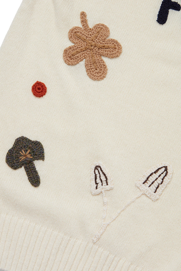 BOND メッセージエンブロイダリーニット / COL：LATTE ホワイト系