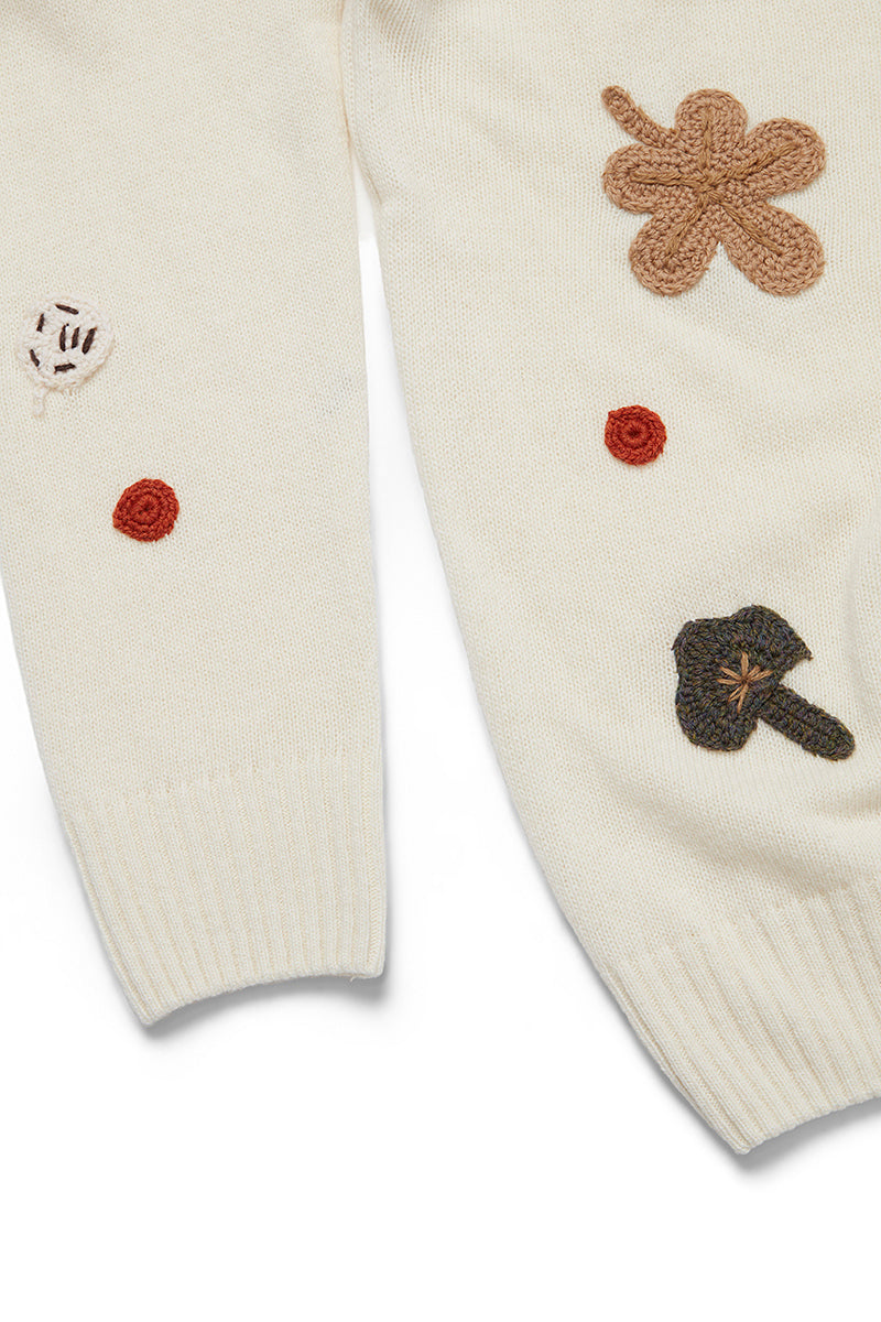 BOND メッセージエンブロイダリーニット / COL：LATTE ホワイト系