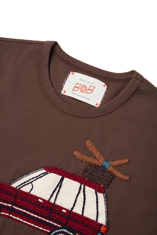 BOB ハンド刺繍Tシャツ (JOY) / ブラウン