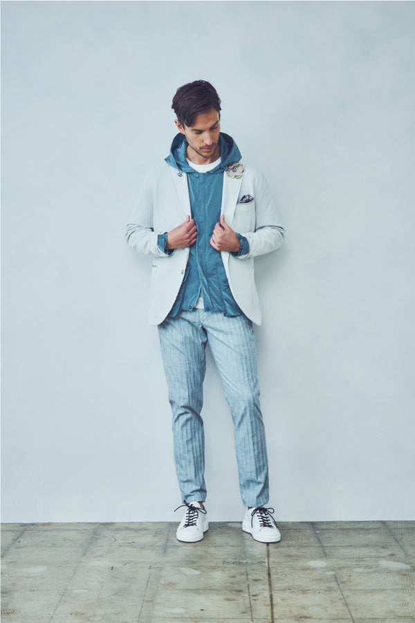 テクニカルファブリックフードブルゾン / Col：AGATA スモーキーブルー