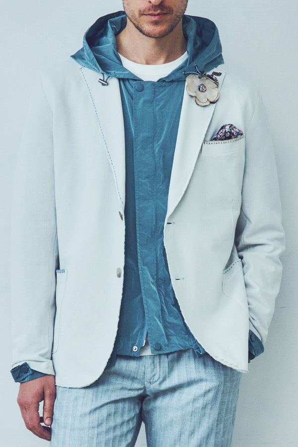 テクニカルファブリックフードブルゾン / Col：AGATA スモーキーブルー